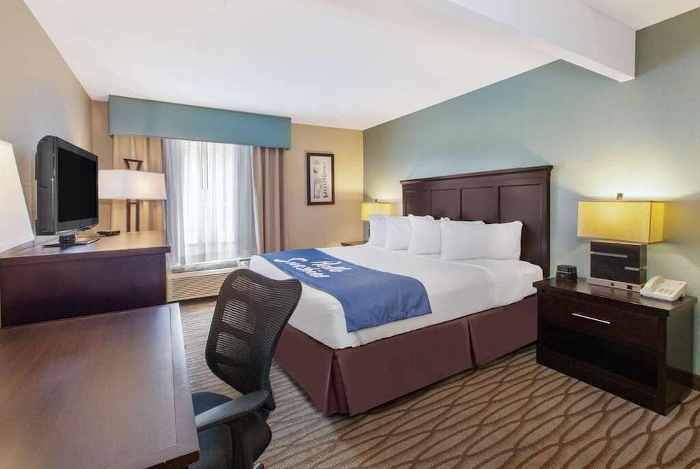 Days Inn By Wyndham Midland Exteriér fotografie